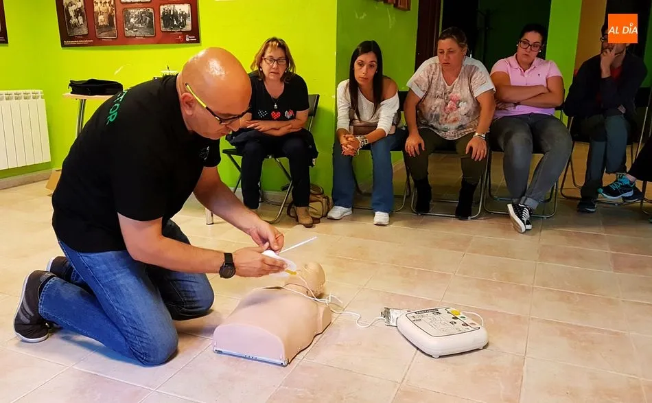 Se han iniciado los cursos que enseñan el manejo de los nuevos equipos sanitarios