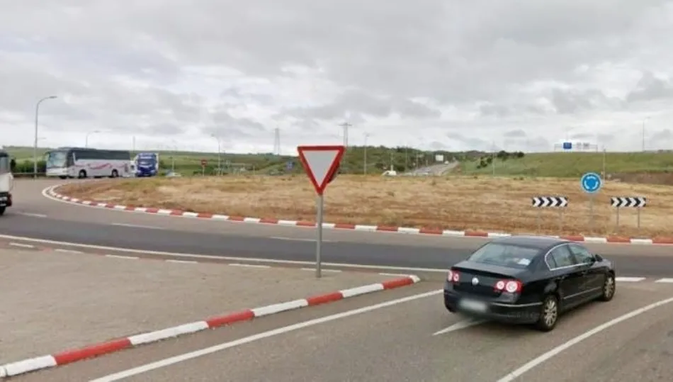 Rotonda junto al barrio de Buenos Aires