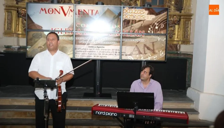 Concierto anterior del violinista Sergio Fuentes y el pianista Chema Corvo, en la iglesia de San Millán
