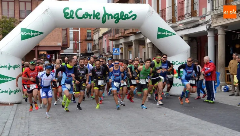 Decenas de atletas participaban este domingo en el V Duatlón Cross de Peñaranda