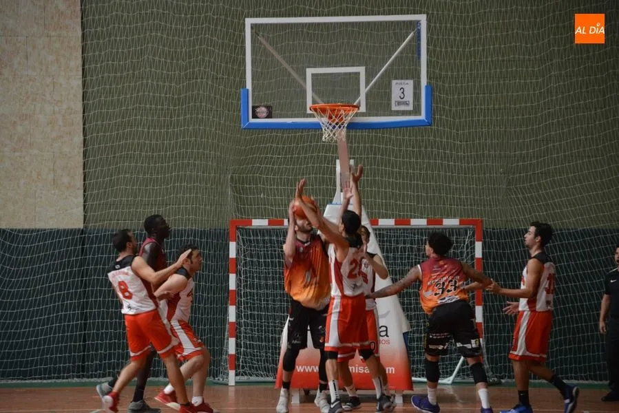 El Aquimisa Carbajosa durante el encuentro contra el Porriño / Foto: Lydia González.