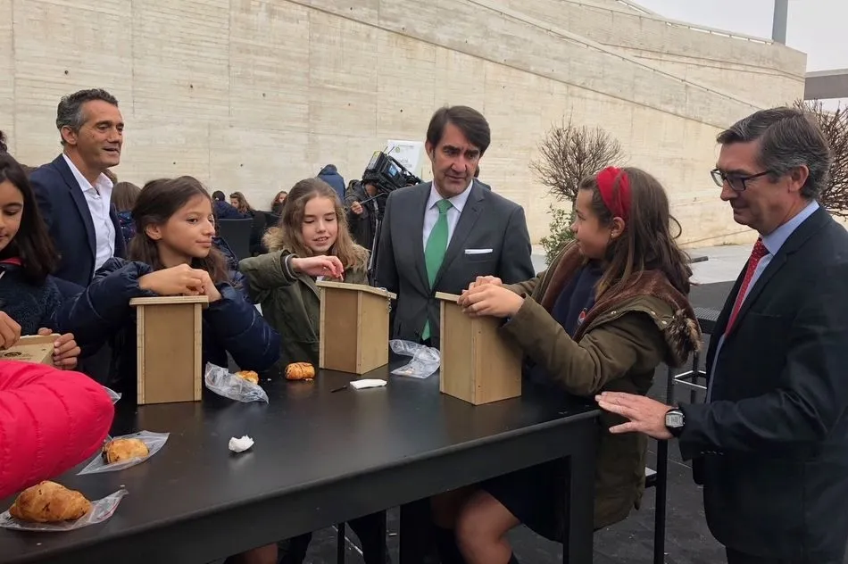 Escolares en el Congreso Nacional de Chopo que se celebra estos días en Valladolid