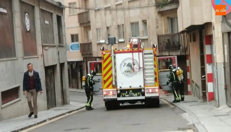 Camión de Bomberos a punto de partir de la Ronda del Corpus. Foto de Lydia González