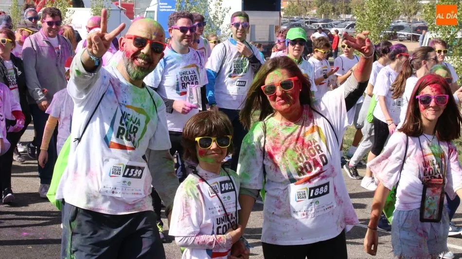 Un instante de la carrera que estuvo muy animada. Fotos: Alberto Martín