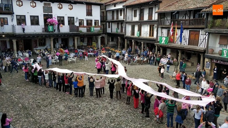 La Alberca se suma al rosa