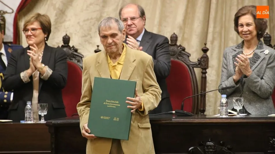 El venezolano, tras recibir el galardón de manos de Doña Sofía. Fotos: Alberto Martín