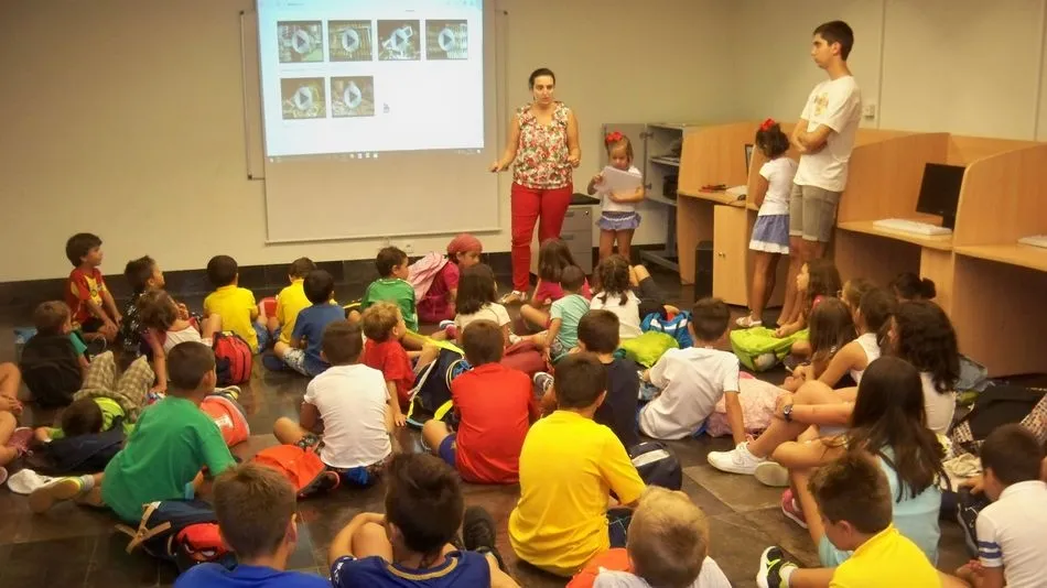 El Ayuntamiento desarrolla diferentes actividades para fomentar el hábito lector