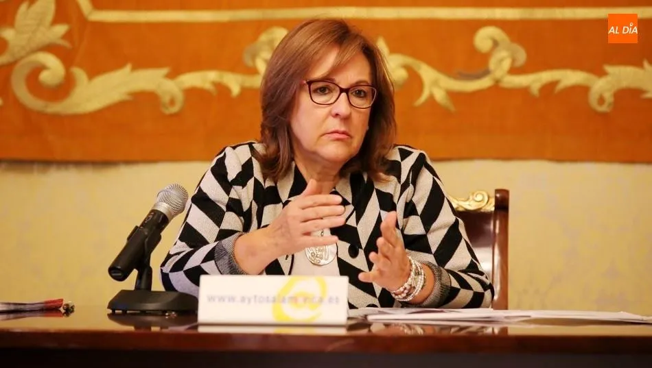 La concejala de Mayores, Isabel Macías, ha presentado la programación anual. Foto: Alberto Martín