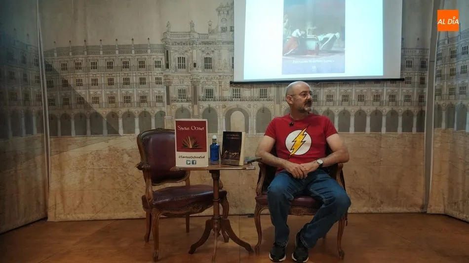 Fernando Martinez, instantes previos de iniciar la presentación. Fotos: Lydia González