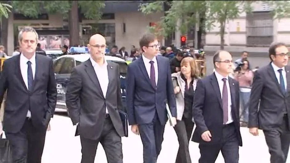 El Tribunal Supremo abre juicio oral contra 18 líderes del ‘procés’ por rebelión  