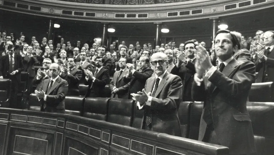 De falangistas convencidos y de la Carta Magna