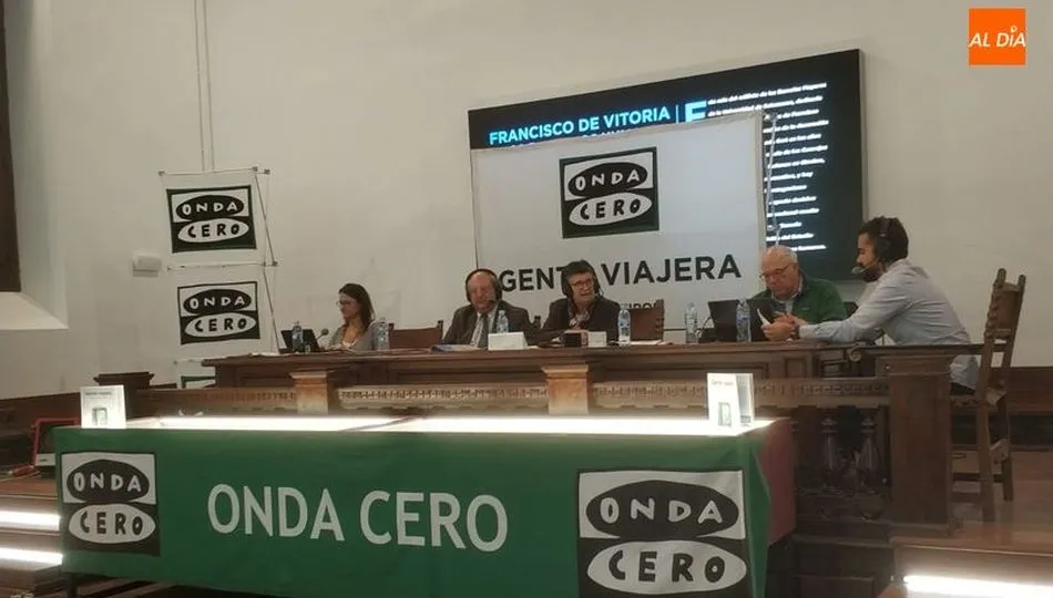 Emisión desde Salamanca del programa de Onda Cero. Fotos: Lydia González