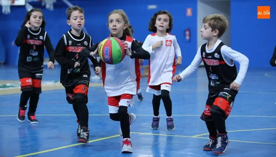Arranca con éxito una nueva edición del Pequebasket de la mano de Caja Rural y la Delegación...