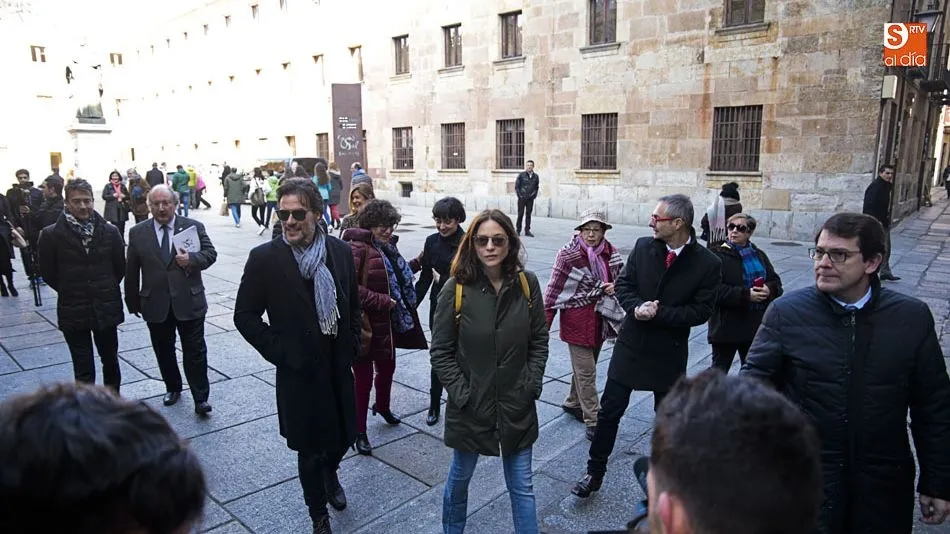 Actores en su vista a la ciudad antes del rodaje / Alejandro López.
