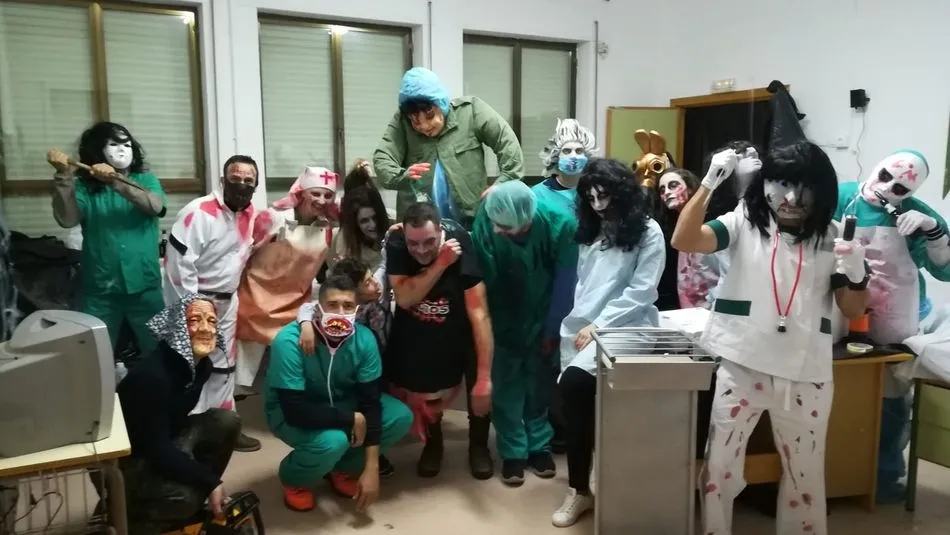 Vecinos de Pelabravo durante la actividad