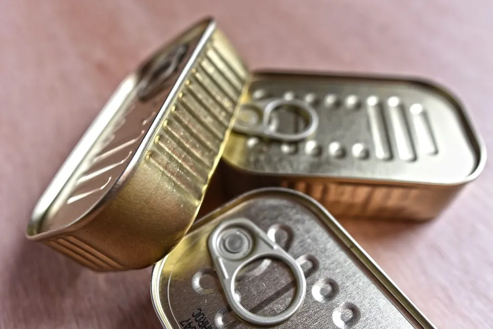 Alerta sobre una conserva de pescado