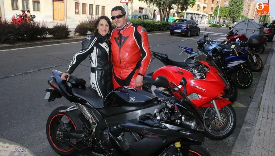 Dos de los participantes en una ruta anterior del Motoclub Ruedas Charras