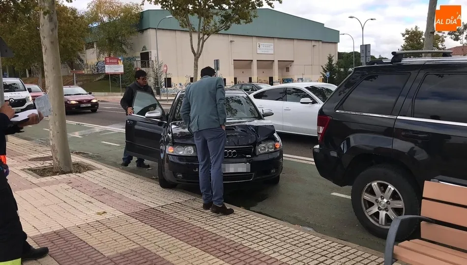 Al menos cuatro vehículos implicados