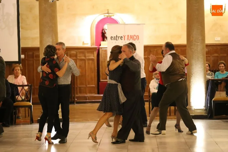 Participantes muestran sus habilidades en la modalidad del tango / Foto: Alberto Martín.