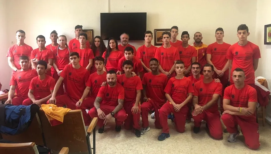 Foto de grupo del combinado regional.