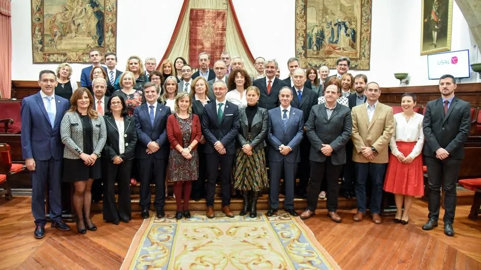 El rector preside el acto de toma de posesión de los nuevos cargos académicos  
