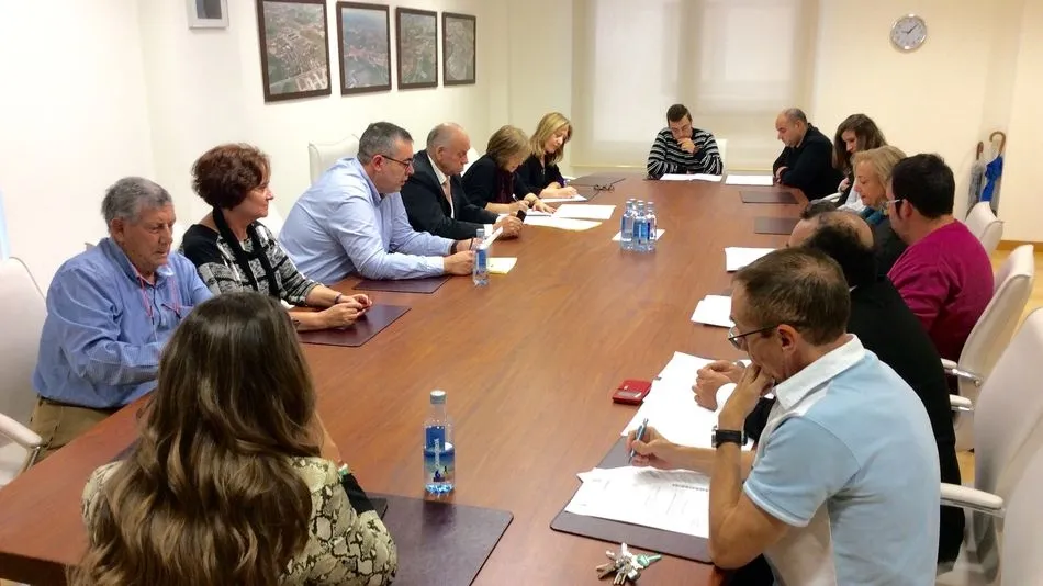 Un moemento de la sesión plenaria extraordinaria y urgente de este miércoles