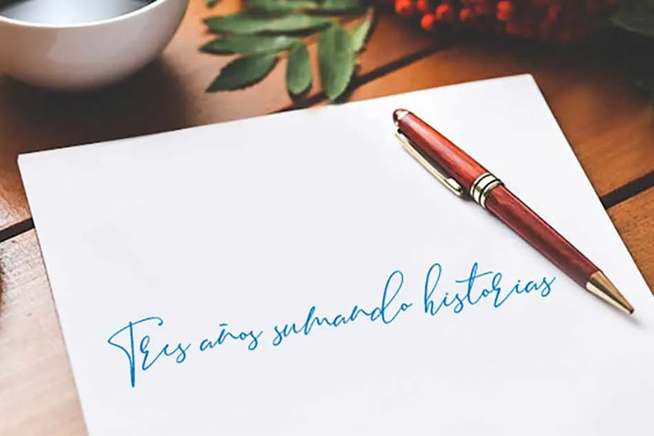 Tres años sumando historias