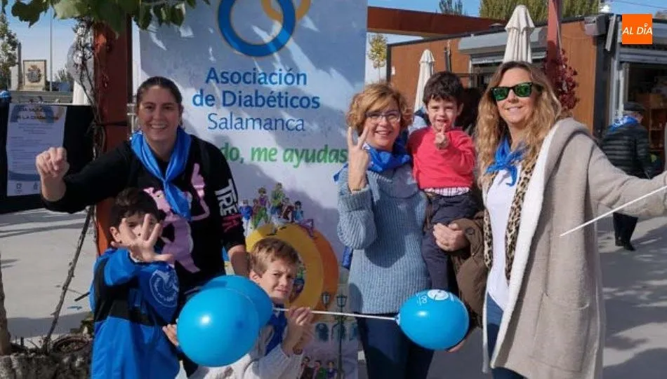 Participantes de la IV Marcha Solidaria organizada por el Día Mundial de la Diabetes / Foto: Alberto Martín