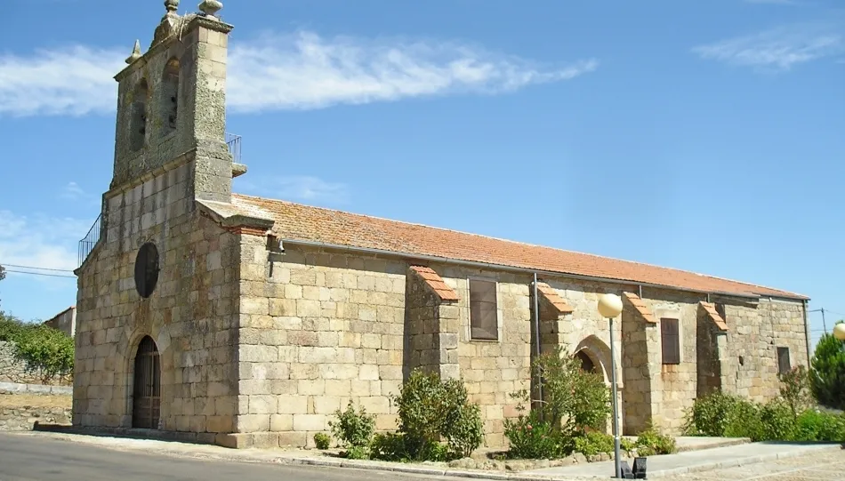 Iglesia de Espeja, donde estaba destinado este sacerdote en 1998, cuando fue condenado por abusos sexuales