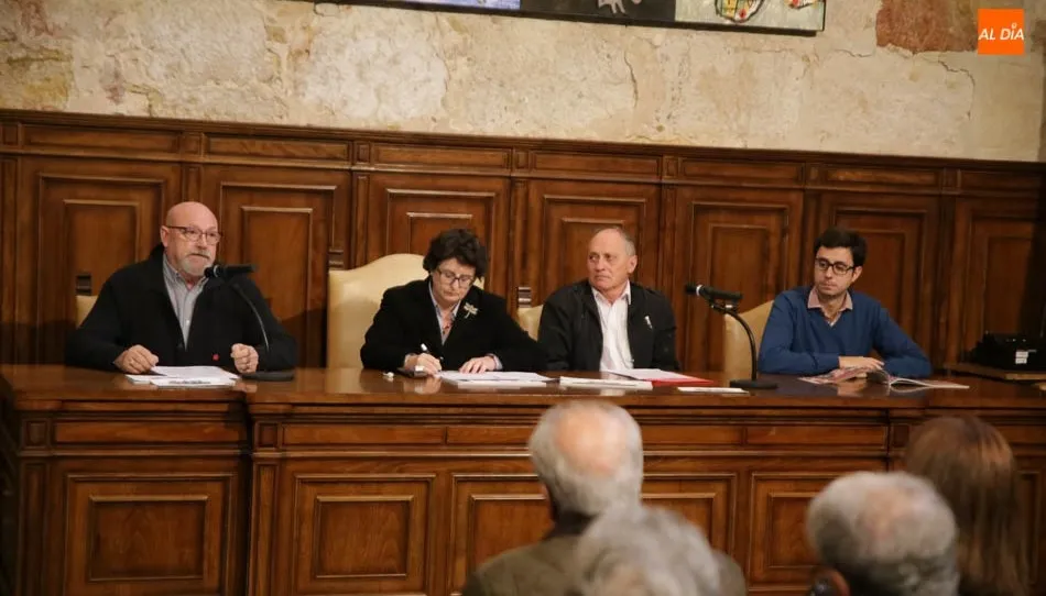 José Luis Hernánder Rivas, secretario provincial de UGT, en la Facultad de Geografía e Historia