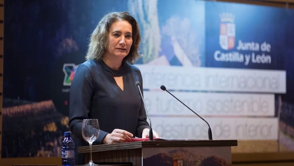 La consejera de Cultura y Turismo, María Josefa García Cirac, en la inauguración de Intur