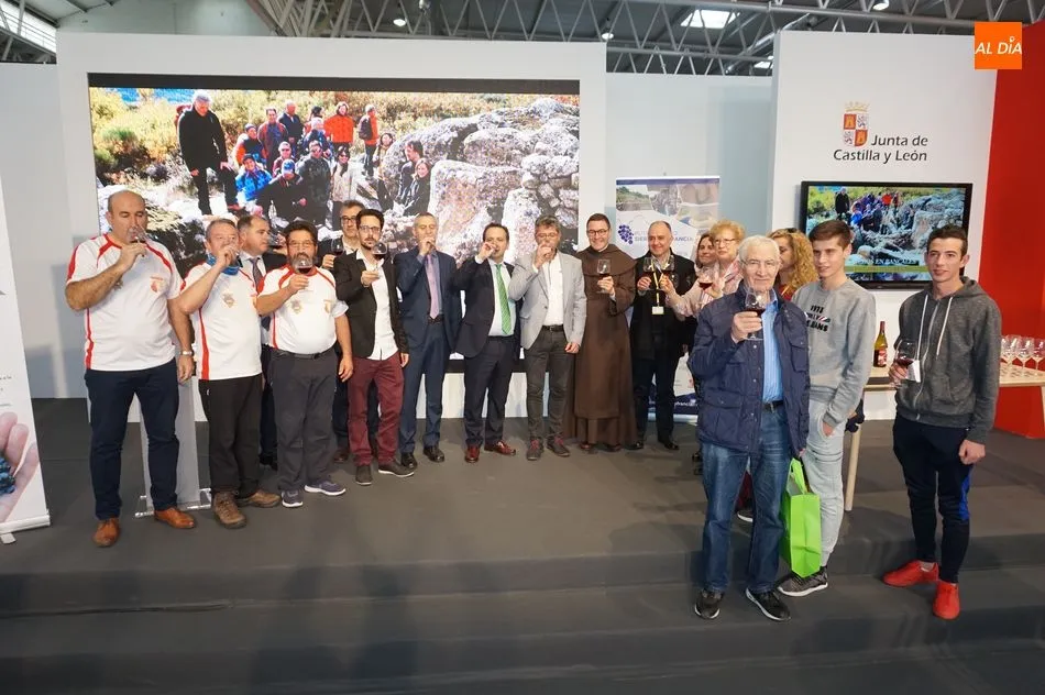 Numerosos visitantes probaron el rico caldo de la Sierra de Francia en el expositor de la Junta de Castilla y León en INTUR