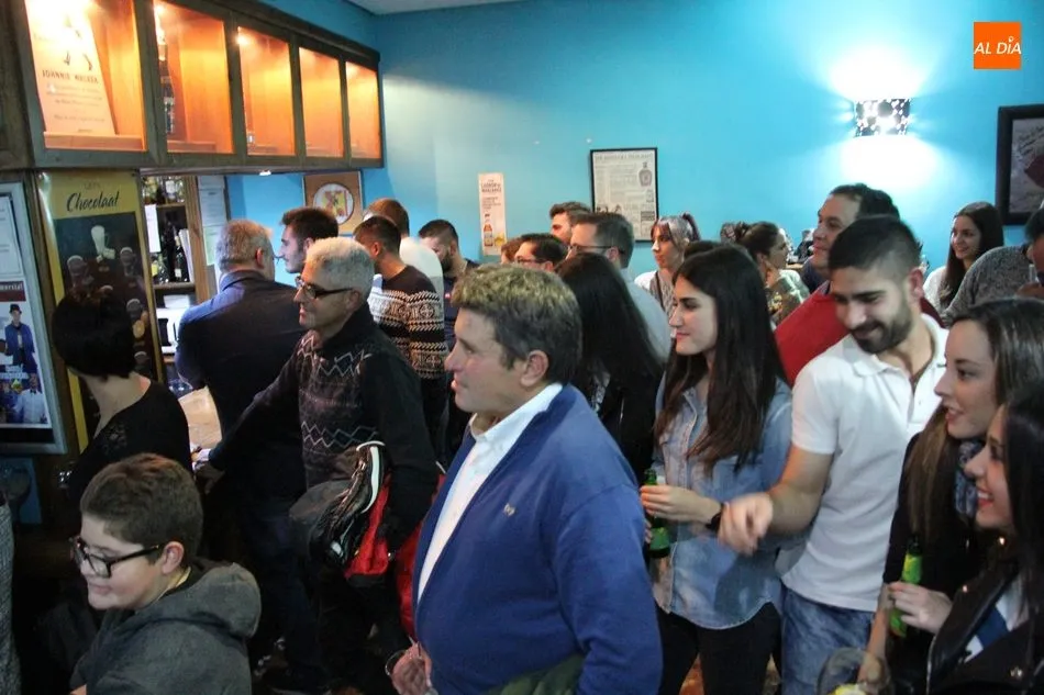 Dani Fontecha pone un excelente broche a los monólogos de la Cafetería Imperial  