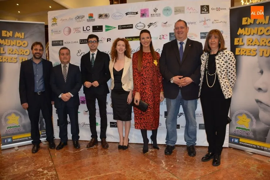 Autoridades asistentes al acto / Foto: Lydia González.