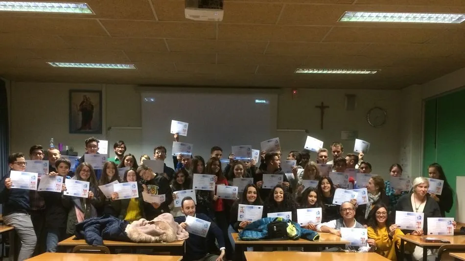 Alumnos del colegio Salesiano San José de Salamanca durante su visita a Milán.