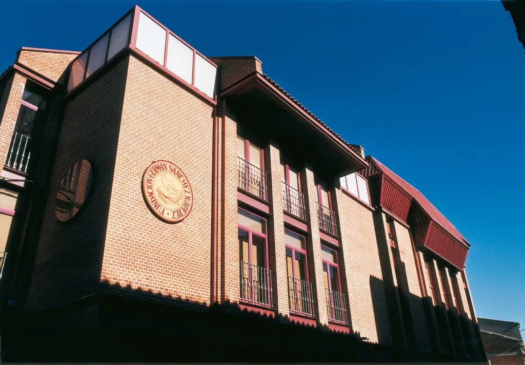 Abiertas las inscripciones del Taller práctico para montar una mesa navideña, ofrecido por la...