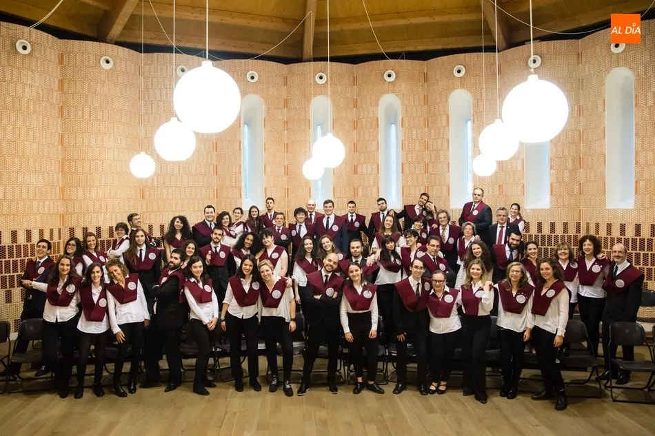 Los integrantes del Coro Universitario actuarán en Lumbrales