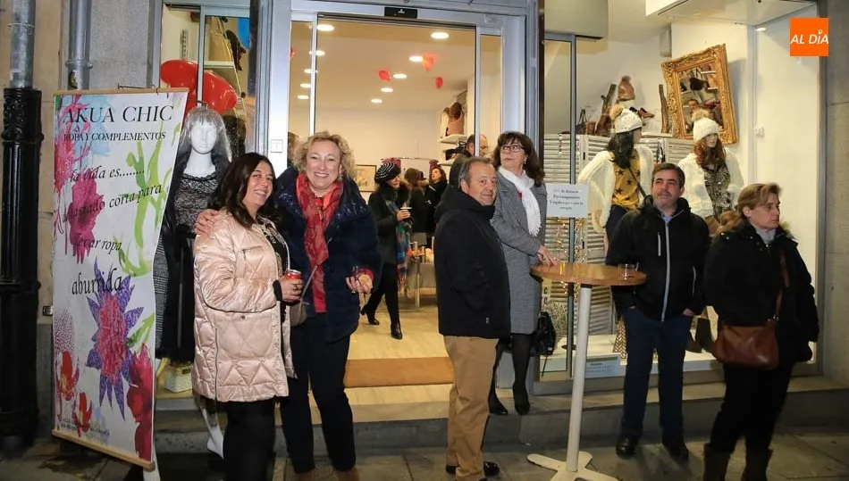 Akua Chic estrena nueva tienda en la calle Quintana 7, en pleno centro / FOTOS: ALBERTO MARTÍN