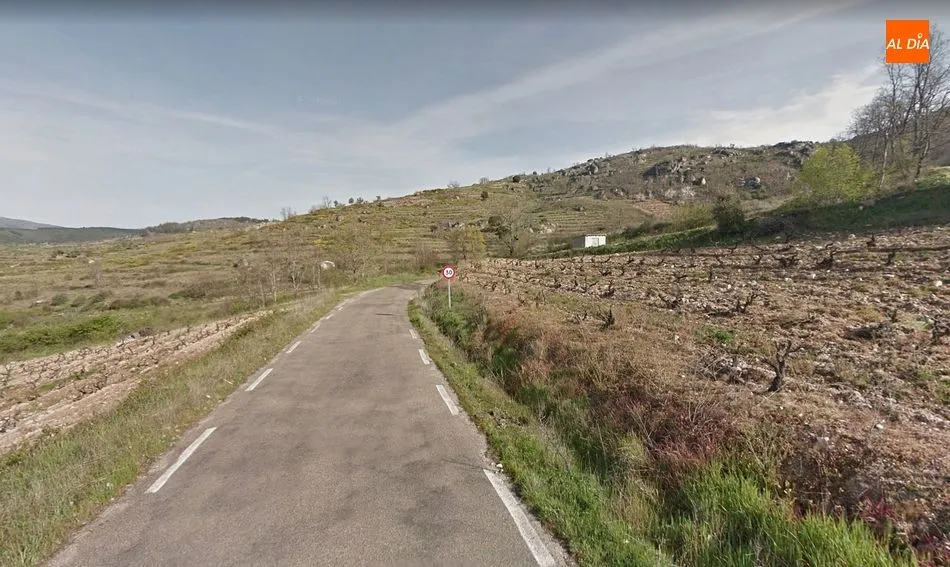 Las obras de la carretera entre Los Santos y San Esteban de la Sierra usan explosivos el lunes 17