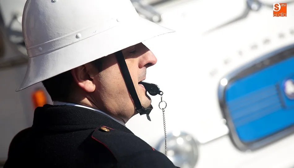 El acto solidario sirve también para recuperar la figura del guardia urbano