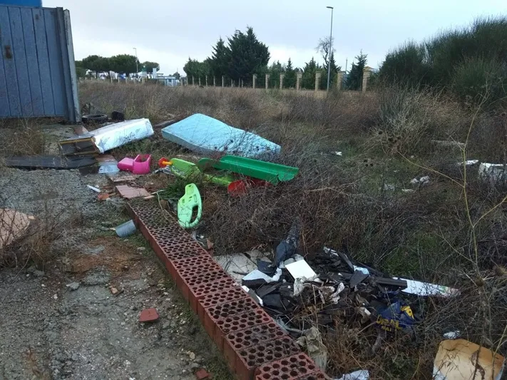 El Partido Popular denuncia la suciedad y la falta de limpieza en el Polígono El Inestal