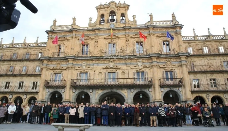 Concentración en la Plaza Mayor. Foto de Alberto Martín