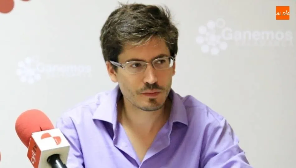 El PP pide a De la Mora que sea coherente con sus ideas y dimita de todos sus cargos tras ser condenado por calumnias