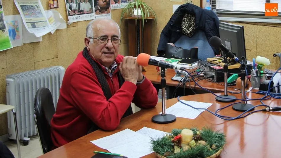 Germán Vicente, alcalde de Vitigudino, felicita la Navidad a todos los vecinos desde la radio municipal