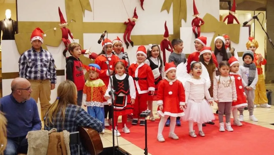 El jurado ha valorado la original puesta en escena, la coordinación cuidada, la afinación y la técnica vocal así como la coreografía representada