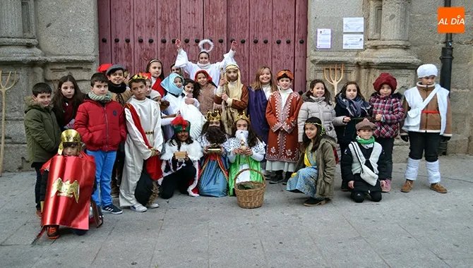 El belén viviente infantil de la parroquia tenía lugar en la plaza Agustín Martínez Soler