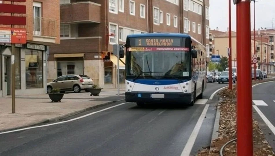 Cambios en los horarios de los autobuses de Santa Marta en Nochevieja y Año Nuevo  