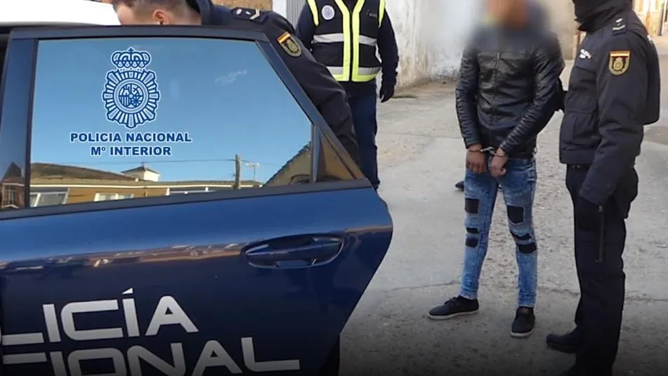 Imagen de uno de los detenidos en esta operación. Foto Policía Nacional