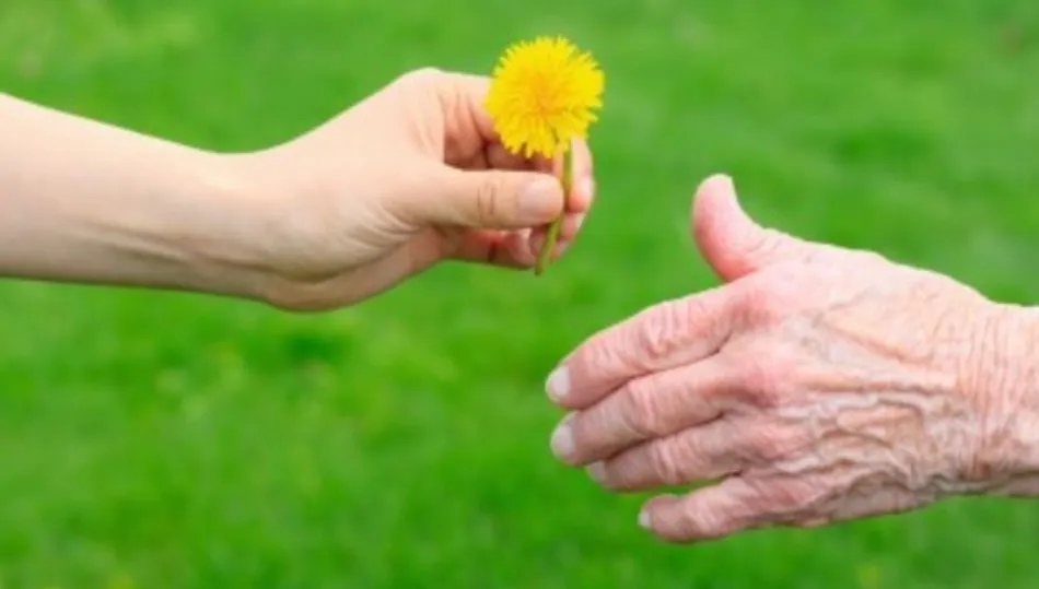 Quizás –valórenlo ustedes– la felicidad está en la caricia, el abrazo, la sonrisa cómplice, el “te entiendo” y el “aquí me tienes”