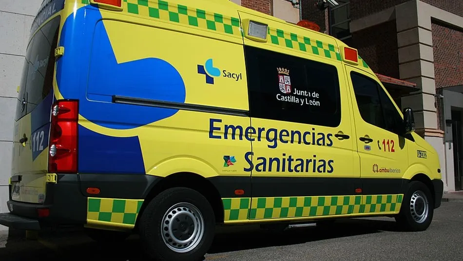 Ambulancia de soporte vital básico de Emergencias Sanitarias-Sacyl